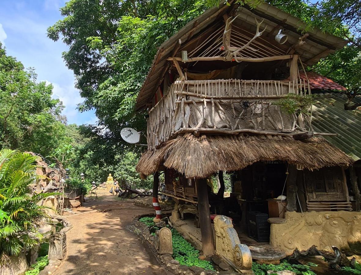 Humbhaha Jungle Yala Nature Eco Resort Катарагама Екстер'єр фото