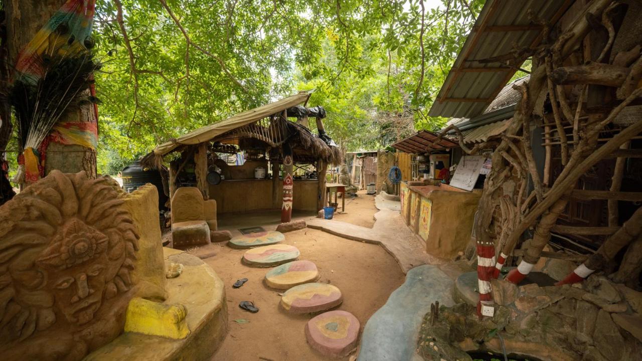 Humbhaha Jungle Yala Nature Eco Resort Катарагама Екстер'єр фото