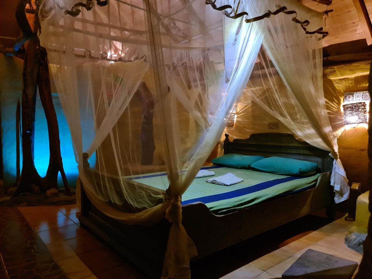 Humbhaha Jungle Yala Nature Eco Resort Катарагама Екстер'єр фото