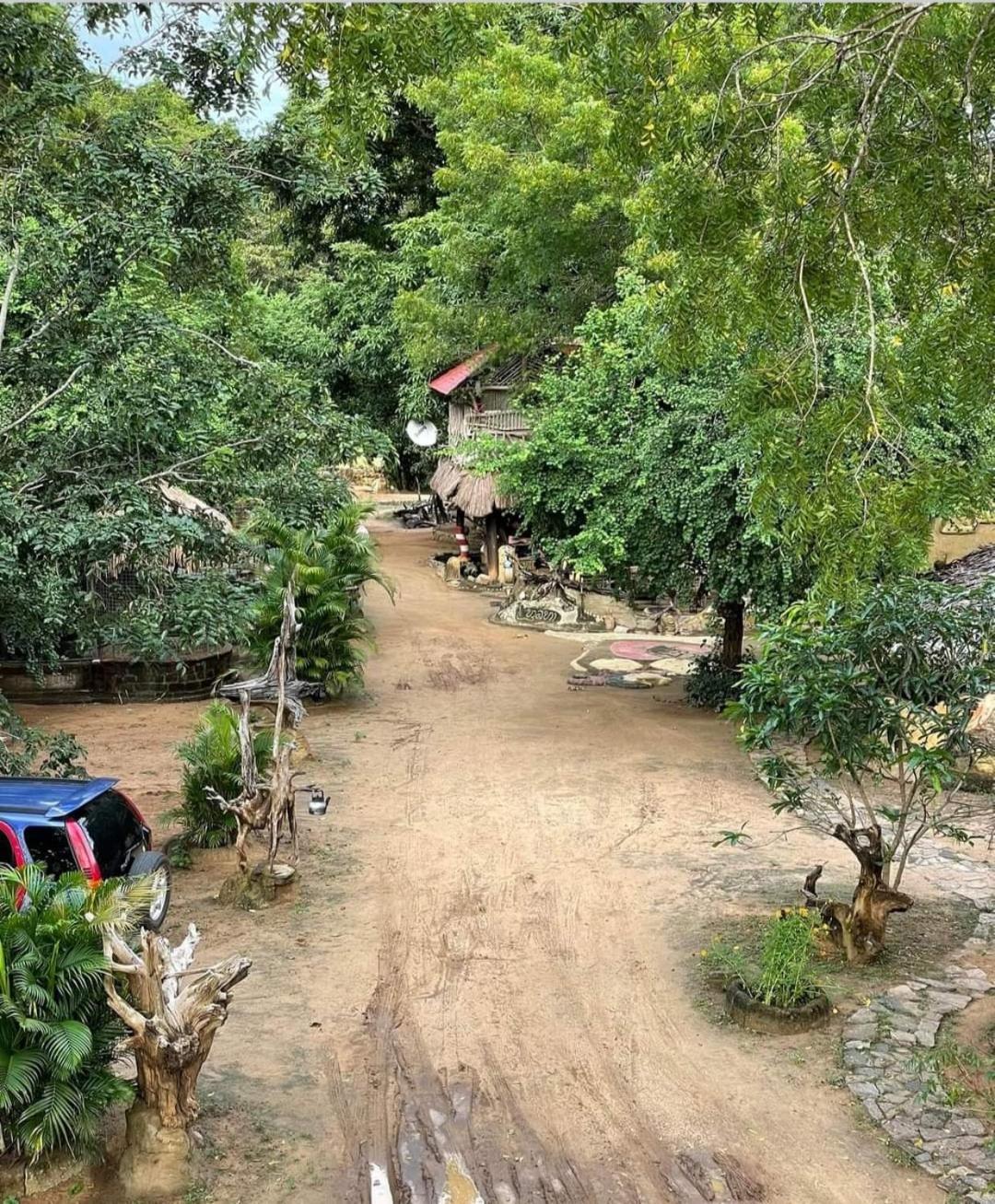 Humbhaha Jungle Yala Nature Eco Resort Катарагама Екстер'єр фото